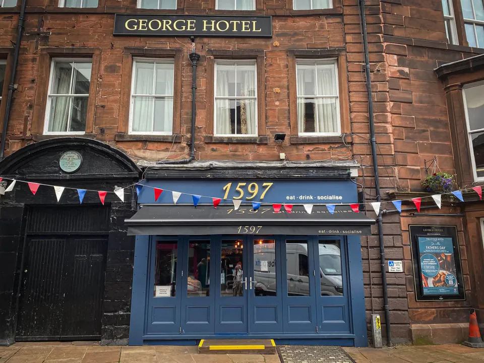 The George Hotel