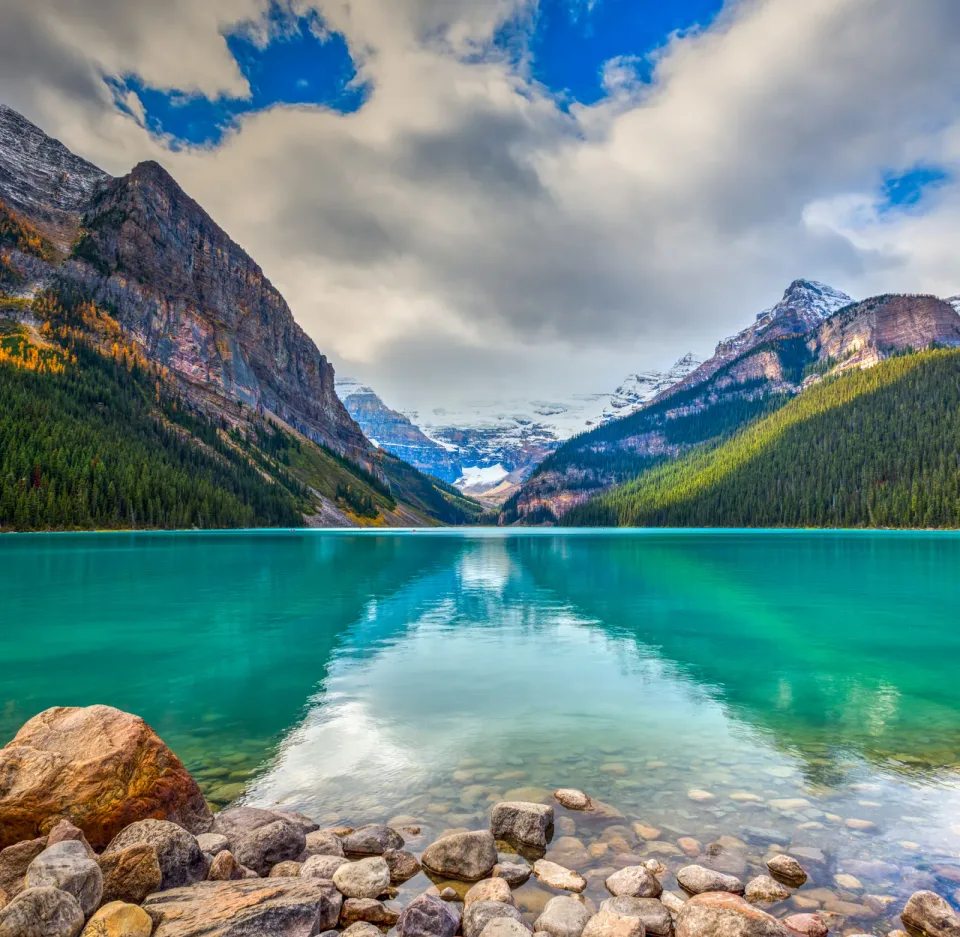 Canadian Rockies and Lake Louise Explorer with Rocky Mountaineer