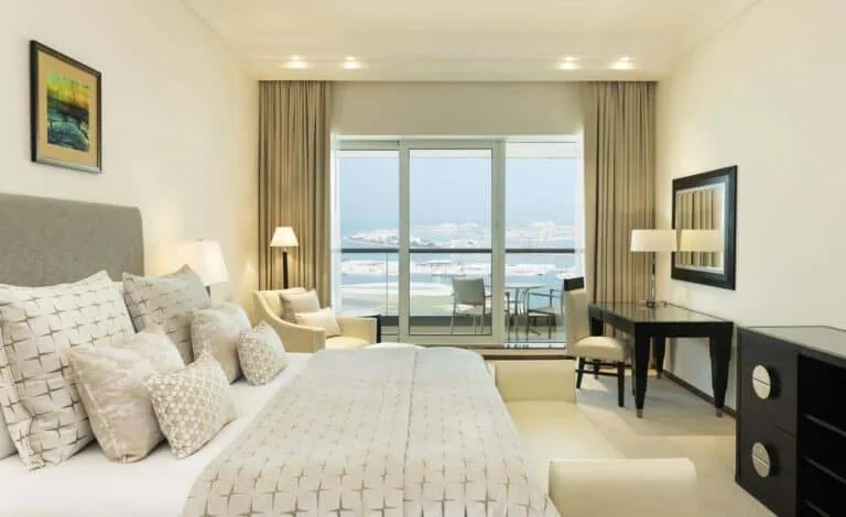 Glam Dubai and Tropical Mauritius